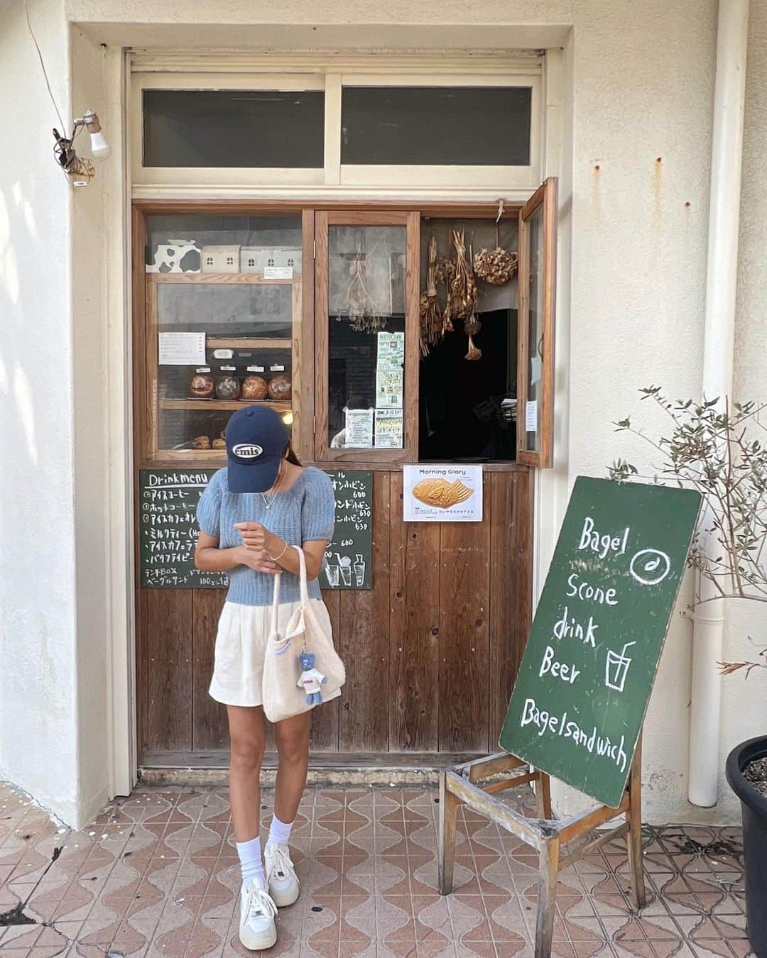 岡元優香のインスタグラム：「.  @caferestaurant_gloryhouse  でドリアを食べた日💕💕  美味しかったので また行きたいカフェ☕️  そして黒くなったと言われる日々笑」