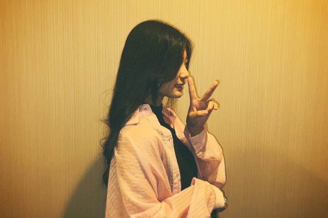 のインスタグラム：「【web ムービー】 ソニック・ザ・ヘッジホッグ ゲーム解説　 のweb ムービーに出演させていただきました！  ぜひやってみてください〜  前回高校生だったギャルが 大学生になりました。  #ソニック  #ソニックザヘッジホッグ  #ゲーム #ギャル」