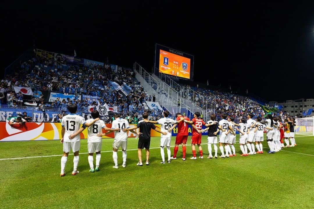 脇坂泰斗さんのインスタグラム写真 - (脇坂泰斗Instagram)「パトゥム戦  ACLグループリーグ三連勝！！  現地に駆けつけてくれた方、 DAZN観戦の方応援ありがとうございました🙌 #川崎フロンターレ #frontale」10月26日 10時34分 - yasuto_wakizaka