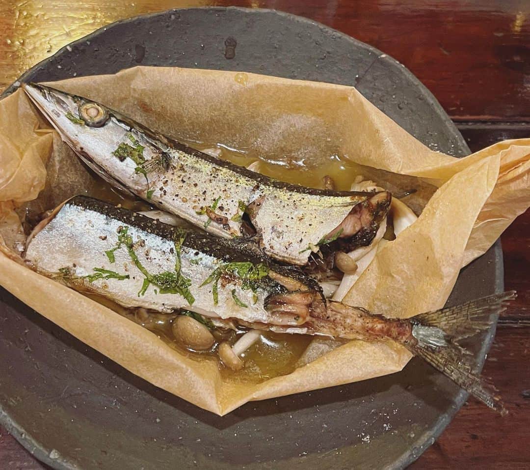 中村靖日のインスタグラム：「.  今シーズン、 初の秋刀魚を食べましたよ。 やっぱり美味しいね。 しみじみと秋を感じます。  #秋刀魚 #魚料理 #fishdishes #food #delicious #autumun #japan」