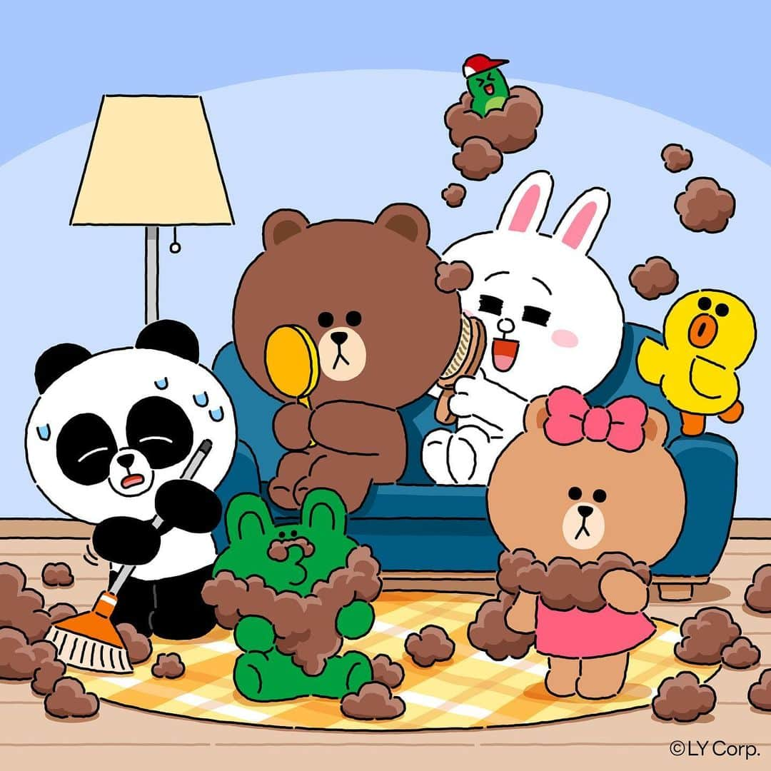 LINE FRIENDSのインスタグラム：「[BREAKING NEWS] LINE FRIENDS' HUG BROWN products are revealed to be made from B's fur...  #LINEFRIENDS #BROWN #CONY #SALLY #CHOCO #PANGYO #LEONARD #EDWARD #HUGBROWN」