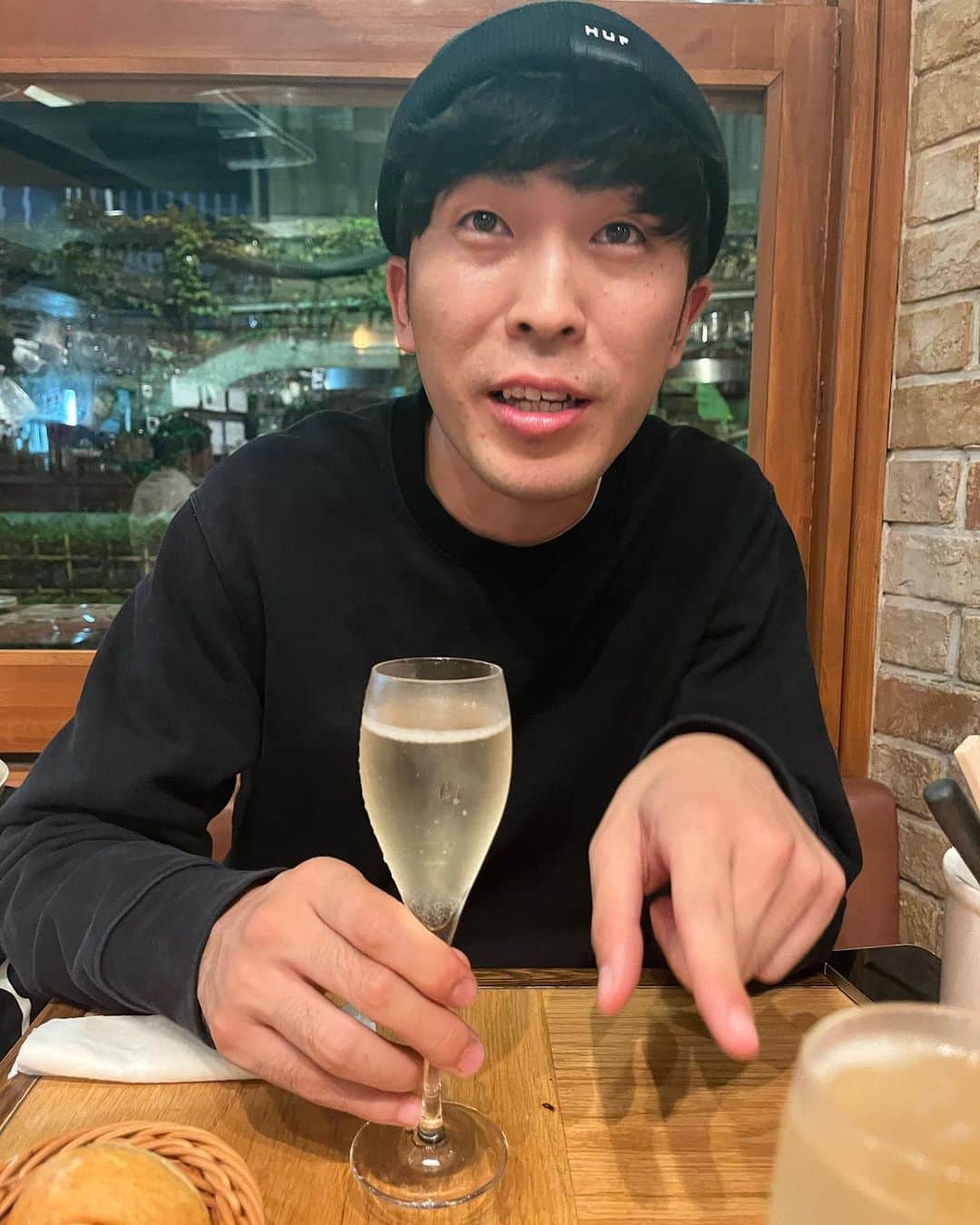 中野なかるてぃん（ナイチンゲールダンス）さんのインスタグラム写真 - (中野なかるてぃん（ナイチンゲールダンス）Instagram)「スパークリングワイン」10月26日 12時17分 - nakalthyn