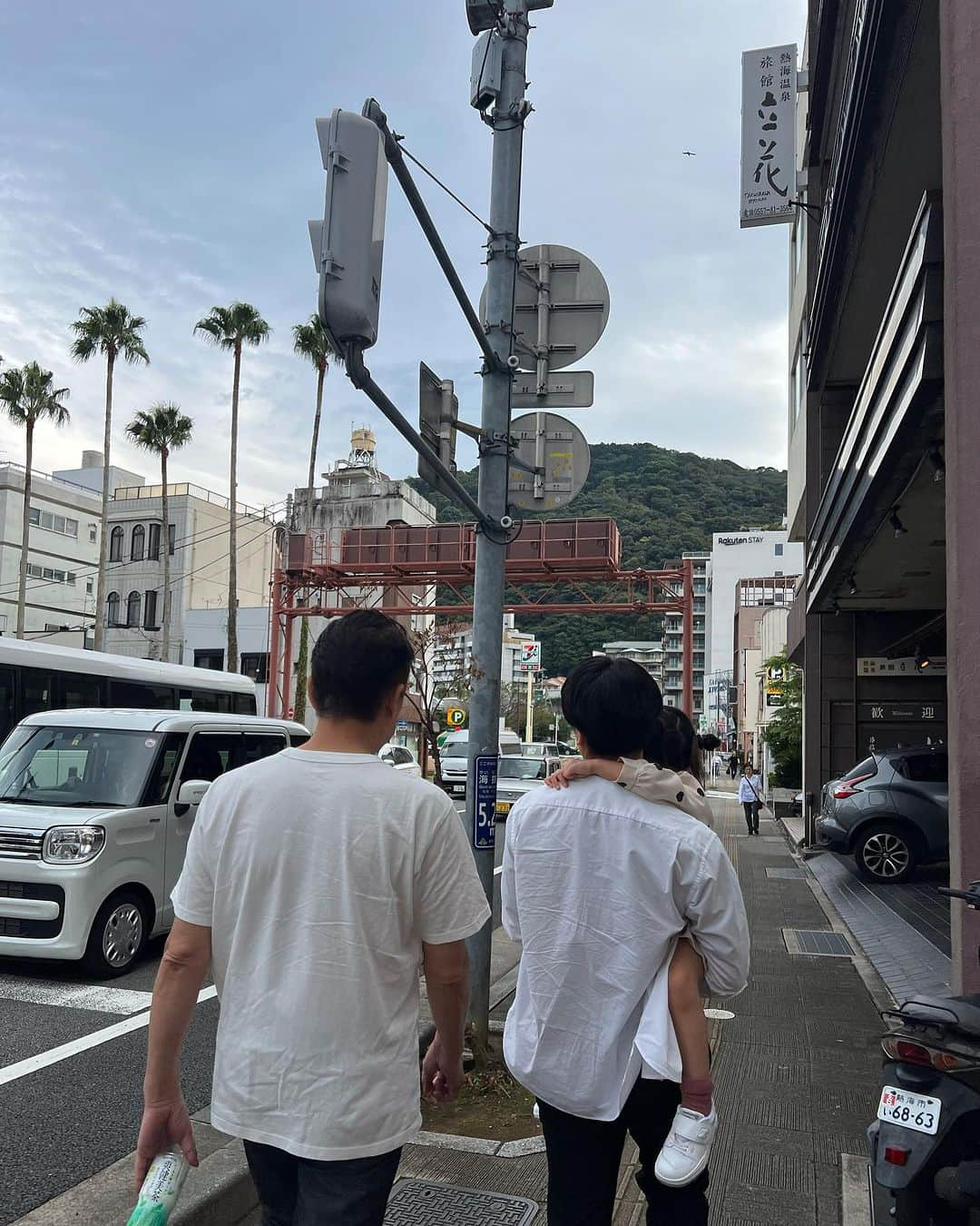 森暖奈さんのインスタグラム写真 - (森暖奈Instagram)「家族旅行〜激渋熱海編〜  #familytrip#family#atami#birthdaytrip#familytime#家族旅行#旅行#熱海#熱海旅行#子連れ旅行#誕生日旅行」10月26日 12時18分 - moriharuna71