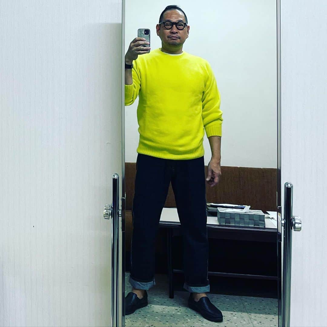 桂かい枝のインスタグラム：「参考書に線をひきたくなるくらいの蛍光色  #落語 #寄席」