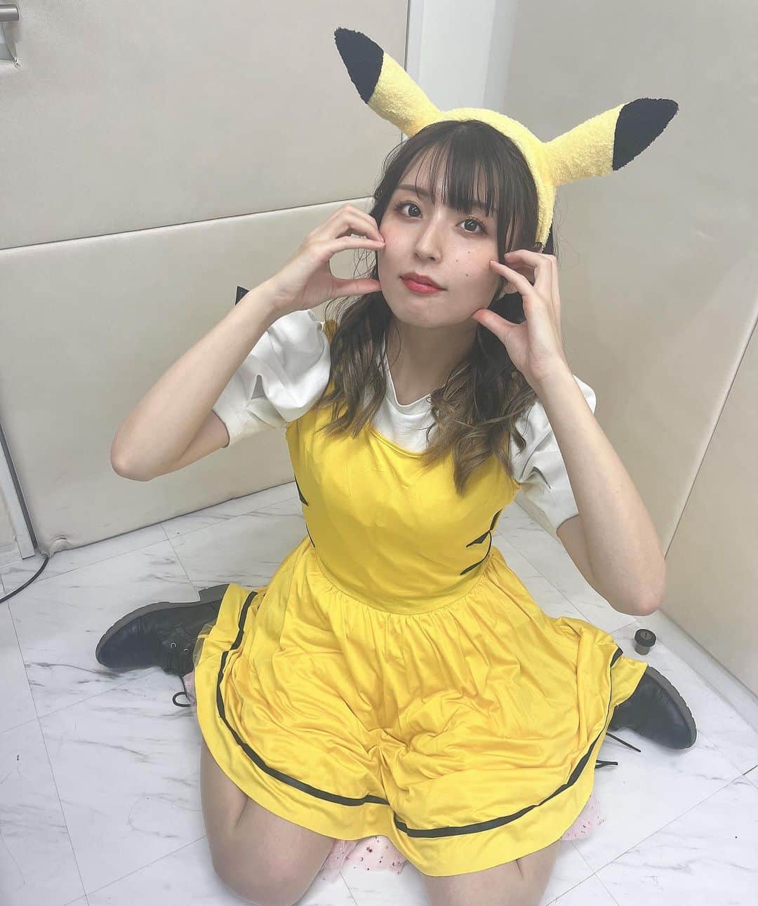 竹本茉莉のインスタグラム：「. H.appy Halloween🎃 今年はピカチュウ！」