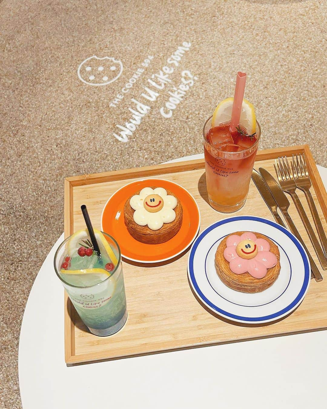 MIMIさんのインスタグラム写真 - (MIMIInstagram)「‪✿¨̮⃝‪✿¨̮⃝  Kawaii🥺💖  もーう可愛い過ぎて食べるのが もったいないーーーー😍  ずっしりでなかなかお腹にたまる☺️w 可愛いくて美味しくて大満足🥰  📍 @the_cookie_594  #thecookie594 #thecookie594新大久保 #新大久保#新宿#新大久保カフェ #新宿カフェ #オシャレカフェ#韓国カフェ #都内カフェ #Cafe#Cafetime#cafelover #mimitrip_2023 #タビジョ#カフェ巡り #genic_cafe #tabijyo_cafe #秋ファッション#ファーベスト#autumn#sweets #genic_sweets #tabijyo_sweets #shinookubo #shinjyuku #shinjyukujapan」10月26日 12時54分 - mimi___1121