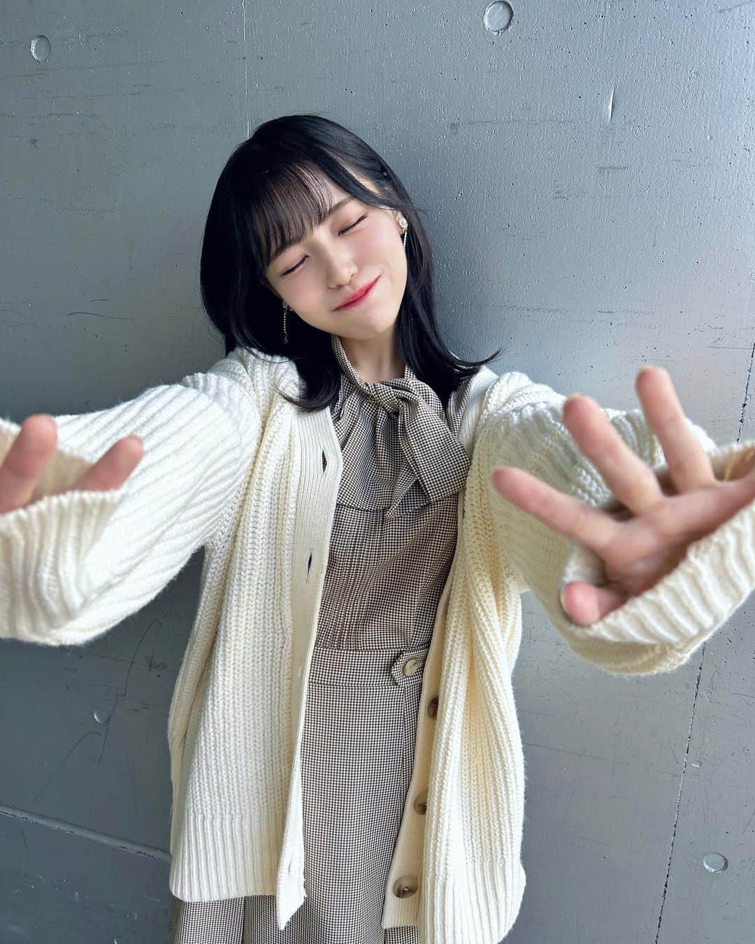 岩田陽菜さんのインスタグラム写真 - (岩田陽菜Instagram)「お話会で着た秋私服さん🫶🏻🍁  #cheek コーデ𓂃 𓈒𓏸」10月26日 19時46分 - hina_naso_stu48