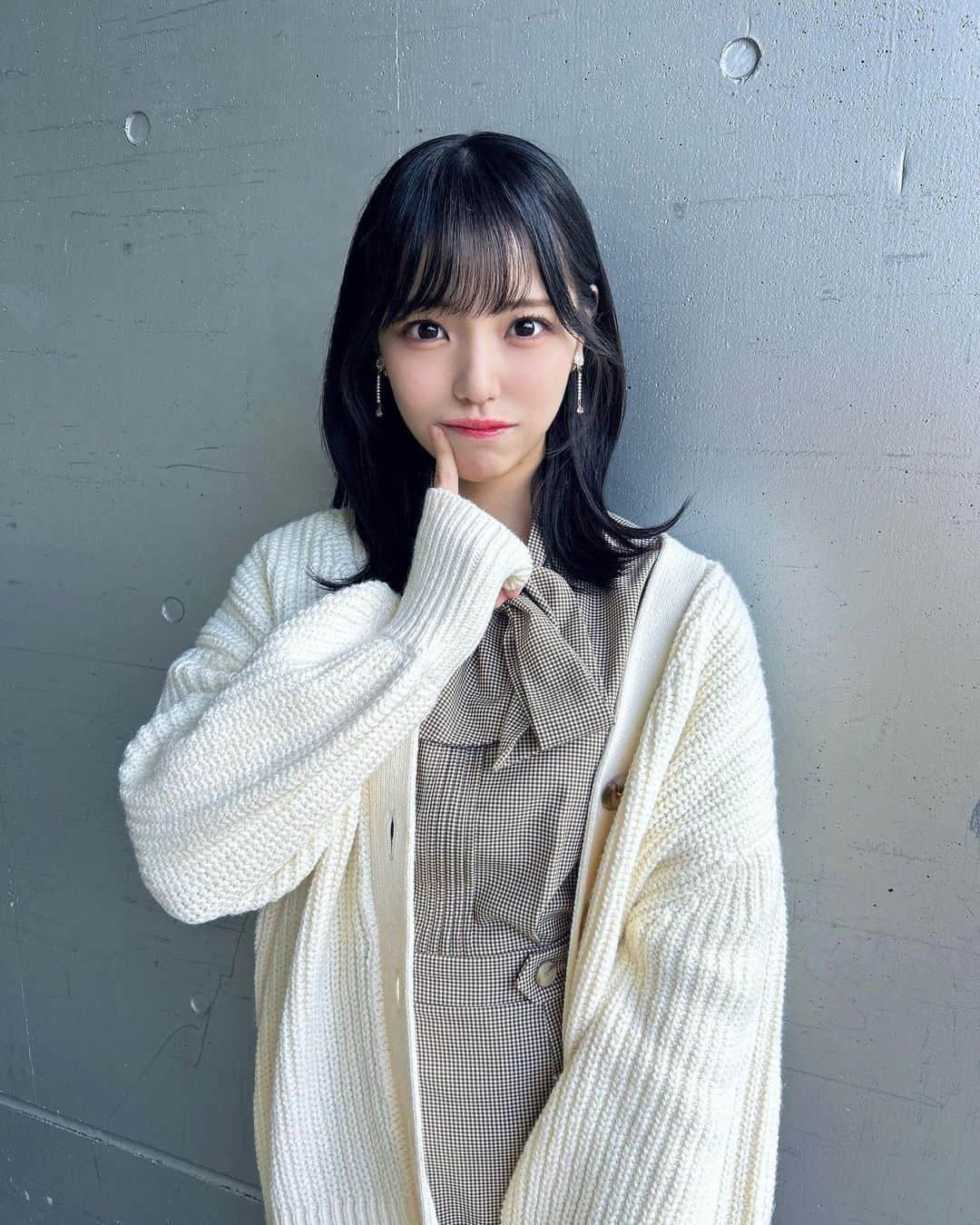 岩田陽菜さんのインスタグラム写真 - (岩田陽菜Instagram)「お話会で着た秋私服さん🫶🏻🍁  #cheek コーデ𓂃 𓈒𓏸」10月26日 19時46分 - hina_naso_stu48