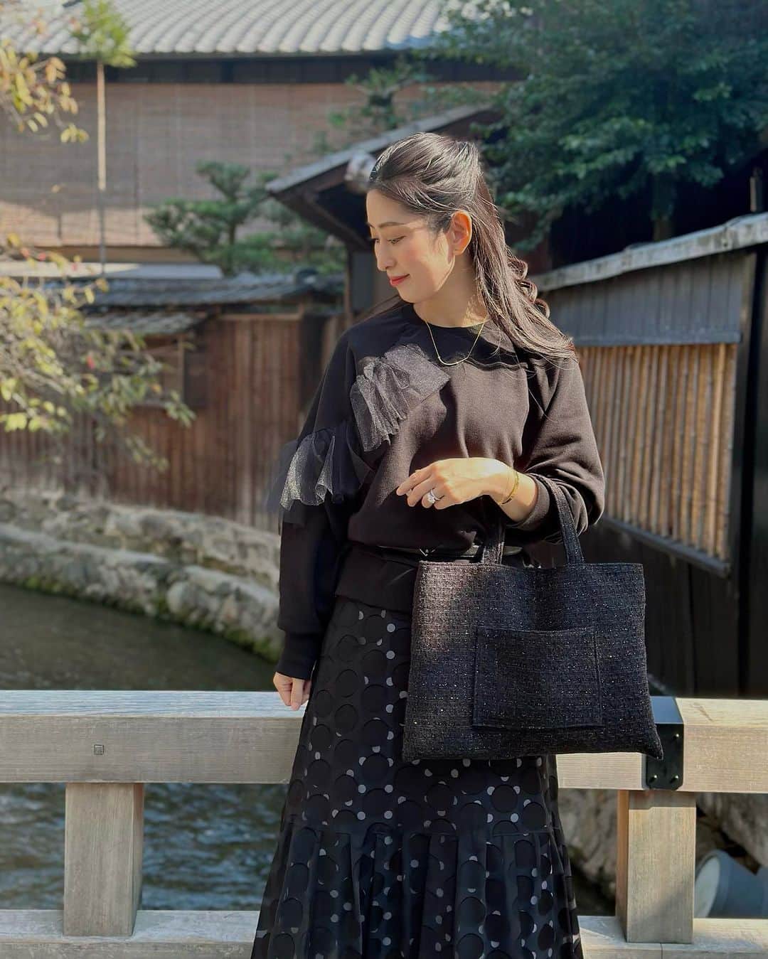 木本史子さんのインスタグラム写真 - (木本史子Instagram)「⁡ ⁡ ⁡ 祇園をぶらり𓂃𓈒🐕」10月26日 15時43分 - chikakokimoto
