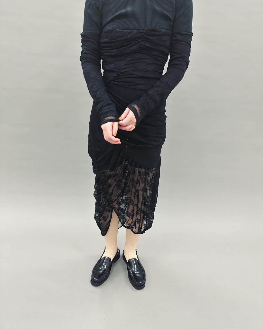エディットフォールルさんのインスタグラム写真 - (エディットフォールルInstagram)「. yuhan wang @yuhanwangyuhan  10.27 11:00 new in  23aw main collection  lace socks ¥16,000+tax knot herrinbone trousers ¥70,000+tax sleeve lace dress ¥63,000+tax」10月26日 16時13分 - editforlulu_official