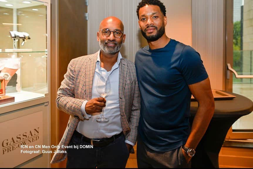 のインスタグラム：「Nice to see my buddy at a CEO event at Domín. @gassanpreowned brought out a nice collection」