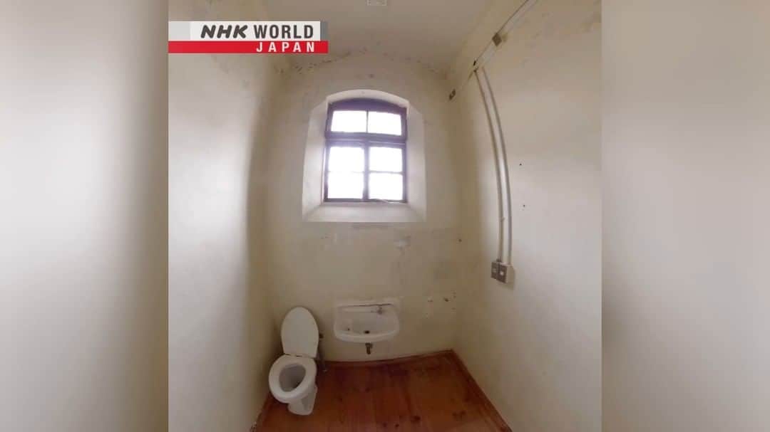 NHK「WORLD-JAPAN」のインスタグラム：「No hard time in this old jail!😆  Part of this historical prison building in Nara is being converted into a luxury hotel.  It’s due to open in the spring of 2026.  Would you spend time here? 🤔 . 👉Watch more short clips｜Free On Demand｜News｜Video｜NHK WORLD-JAPAN website.👀 . 👉Tap in Stories/Highlights to get there.👆 . 👉Follow the link in our bio for more on the latest from Japan. . 👉If we’re on your Favorites list you won’t miss a post. . . #historicalbuilding #luxuryhotel #prison #oldprison #nohardtime #luxurytime #jail #oldjail #hoteljapan #japanhotel #luxuryhotel #oldbuilding #oldjapan #discoverjapan #visitjapan #nara #nhkworldnews #nhkworldjapan #japan」