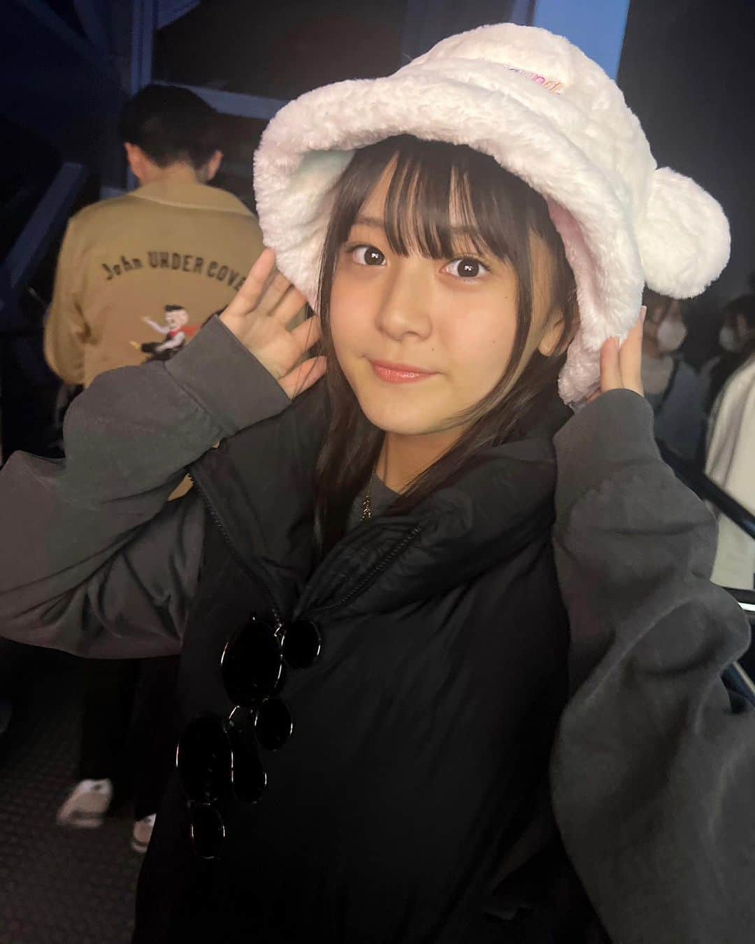 伊與田綾音のインスタグラム：「スペースマウンテン😇✨ めっちゃ好き😽💞」