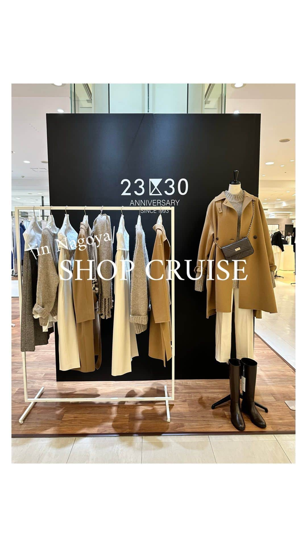 23区のインスタグラム：「POP UP SHOP店頭クルーズ🌼 ————————————  ⁡ こちらのリール動画のコメント欄に『23区30』と入れて頂くと、 動画内でご紹介しているアイテムがDMで届きます！ ⁡ 秋冬のコーディネートも是非お楽しみください😌 ⁡ -—————— ⁡ #23區 #23区 #23KU #ジェイアール名古屋タカシマヤ #POPUPSHOP #店頭クルーズ #インライ #秋ファッション #ショップスタッフ #アウター #ウールコート #ファッション #23区30 #23ku_30th #レディライク #レディスタイル #カジュアルコーデ #シンプルファッション #秋冬アウター #スタッフライブ #インスタライブ #高身長 #低身長 #fashion #style #code #coordinate #LIVE ⁡」