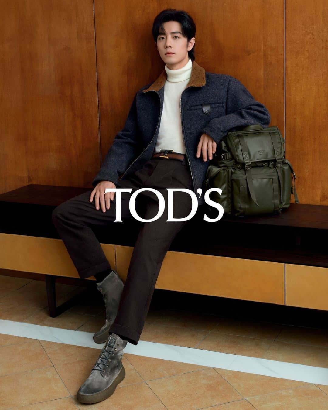 トッズのインスタグラム：「Brand Ambassador Xiao Zhan @xz_1991x embodies contemporary refinement, elegance, and stylishness wearing the iconic Tod’s W.G. ankle boots. As seen in the Tod’s Fall-Winter 2023/2024 ad campaign.  Tod's Creative Director: @WalterChiapponi Photographer: @trunkxu Stylist: @the1207official #TodsFW23 #Tods #TodsWG #XiaoZhan」