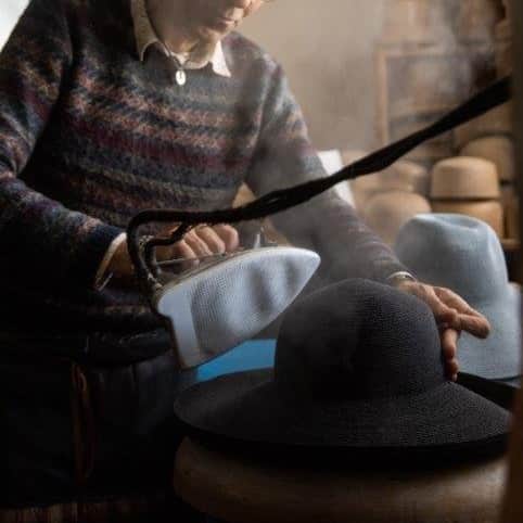 グレヴィのインスタグラム：「The hat manufacturing process represents one of the most unmistakable millinery prerogatives. We are in 2023, and for 176 years we have been producing hats that smell of history.  ---------------------- #Grevi #InspiringTraditions #MadeInItaly #Since1875 #HatLovers #Florence #craftmanship  #hatmaking  #hatblockmaking  #italiancraftsmanship  #traditionalcraftsmanship  #luxurycraftsmanship  #qualitycraftmanship」