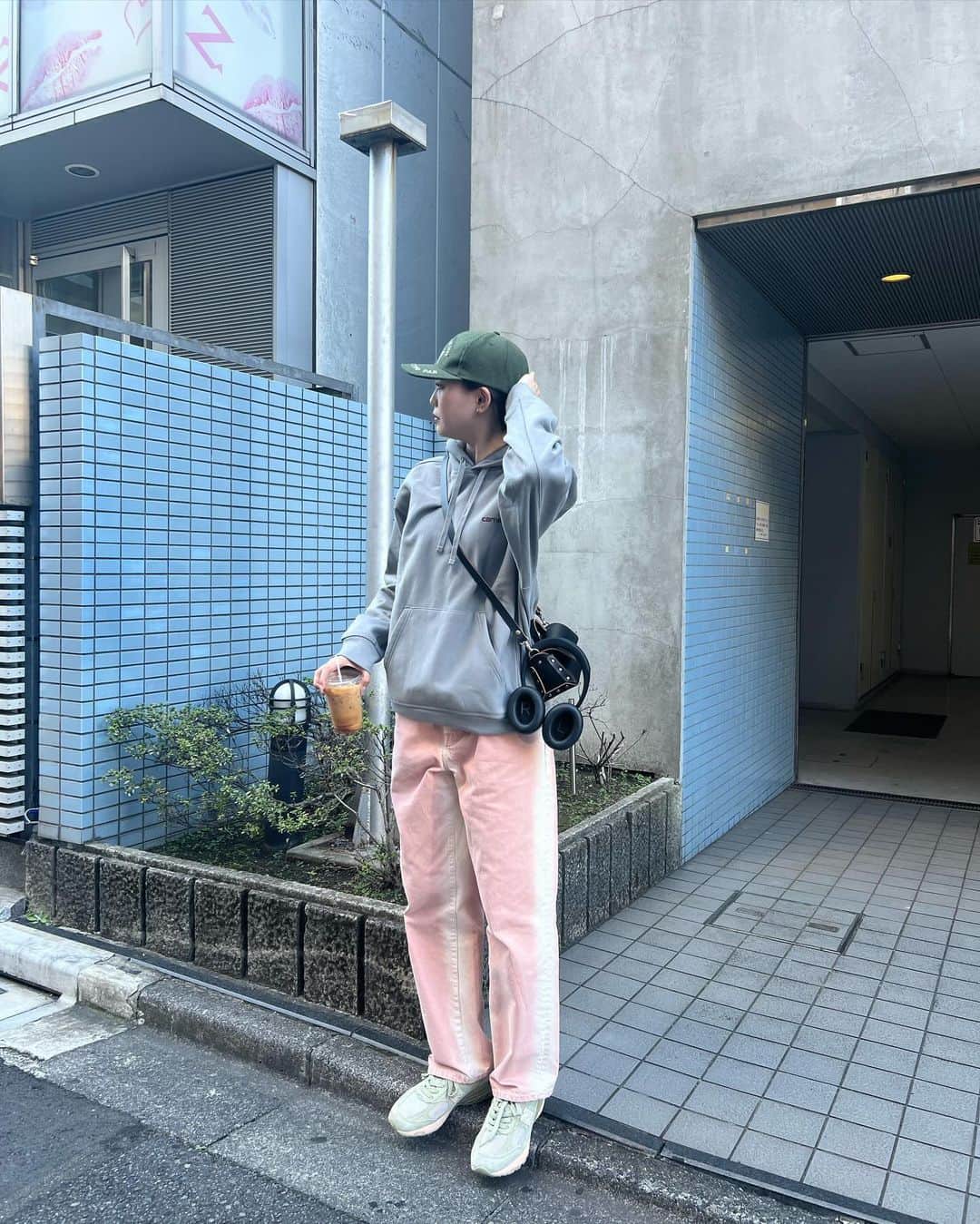 三阪咲のインスタグラム：「ボーイズライクなAutumn🍁  #外国の方にかっこいいと言われて #かなりあがった #の、4枚目」