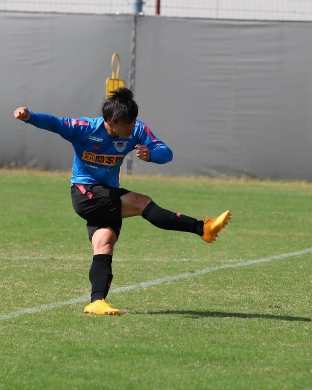 河田篤秀さんのインスタグラム写真 - (河田篤秀Instagram)「トレーニング💪  #jleague #jリーグ  #サガン鳥栖 #河田篤秀  #現状維持は即衰退　  #アンダーアーマー」10月26日 17時52分 - atsushi_kawata_