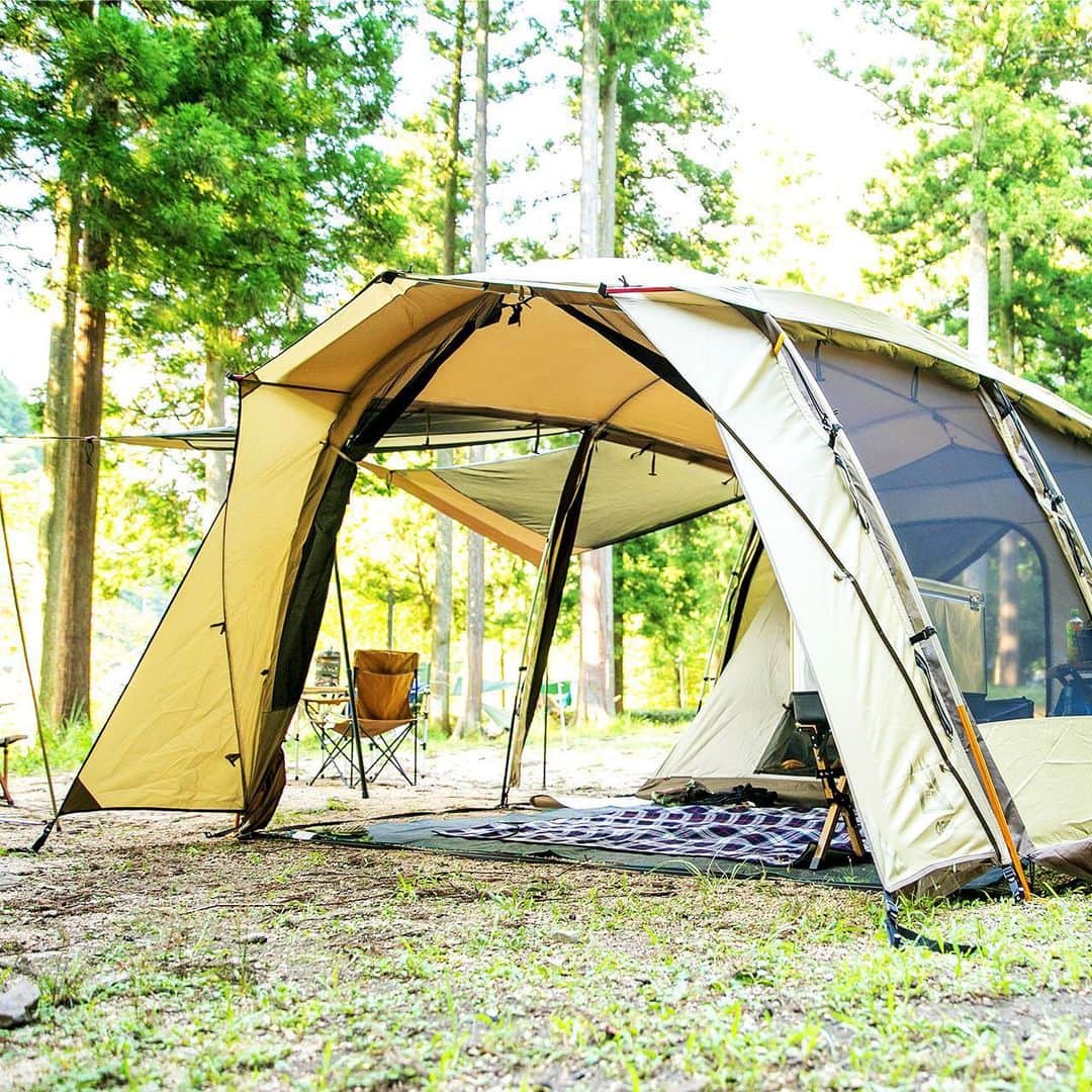キャンプ情報サイト［ランタン］のインスタグラム：「CAMP SMILE STYLE ／ 丈夫なogawaのテントなら家族みんなが安心。 自然を感じるファミリーキャンプ ＼ いろんなキャンパーのキャンプスタイルを現地取材と一般キャンパーからの投稿で数多く掲載してます。 . . 詳しくは @lantern.camp webサイトをご覧ください . . #camp #camping #camplife #outdoor #travel #trip #lantern_smile #キャンプ #キャンプ用品 #アウトドア #テント #自然 #旅行 #キャンプ初心者 #キャンプ好きな人と繋がりたい #アウトドア好きな人と繋がりたい #camper #外遊び #キャンプスタイル #かぶとの森テラス #ファミリーキャンプ #ファミキャン #ogawa #オガワキャンパル #FEUERHAND #フュアハンド #SnowPeak #スノーピーク」