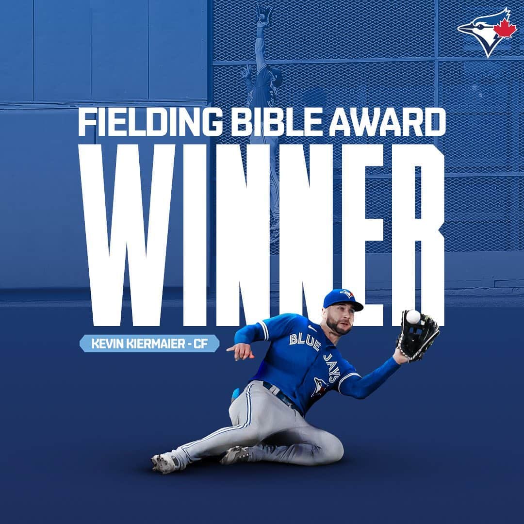 トロント・ブルージェイズのインスタグラム：「Congratulations to Kevin Kiermaier on winning his THIRD career Fielding Bible Award - given to the top defensive CF in baseball! 🏆」