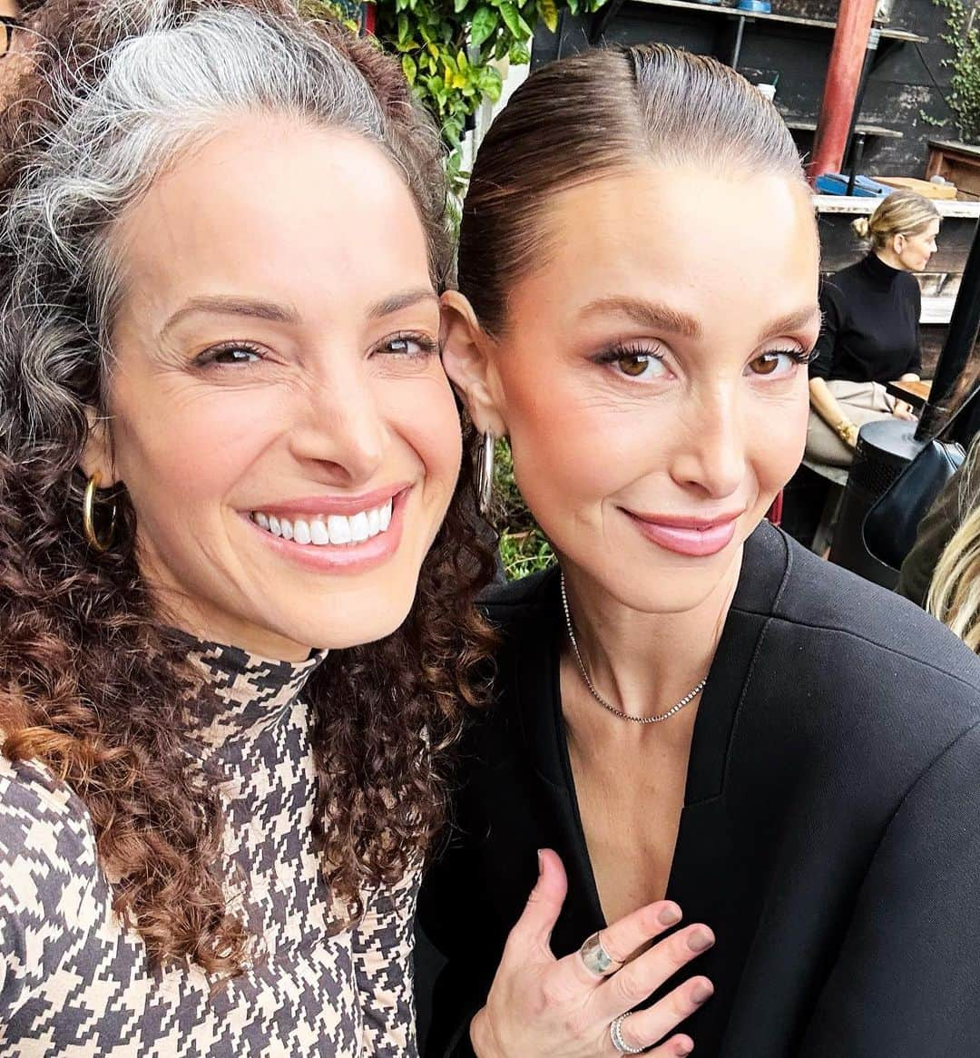 ジャッキー・セイデンさんのインスタグラム写真 - (ジャッキー・セイデンInstagram)「Our work doesn’t stop! It’s more crucial than ever. Thank you @anitagatto and @whitneyeveport for hosting an incredible evening for @march_fourth_!   We all went home to the devastating news of the shooting in Maine.   We need this to get this done NOW, and with @kittyhatesassaultweapons at the helm I know we can do it. We have to. Follow @march_fourth_ to find out more. #HPStrong  . . . . #banassaultweapons #assaultweaponsban #endmassshootings #peace #gunreformnow #gunreform」10月27日 3時52分 - thejackieseiden