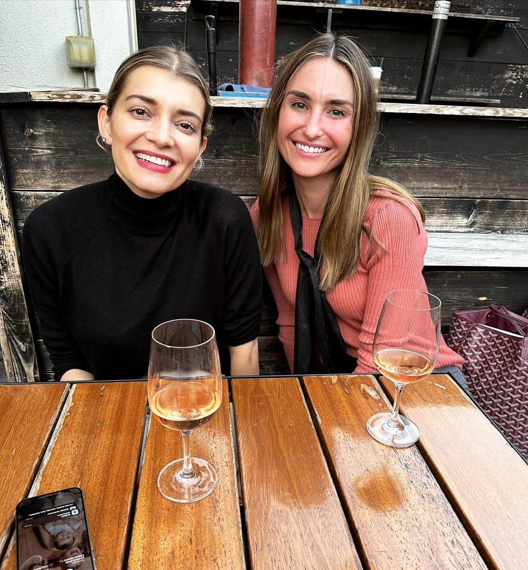 ジャッキー・セイデンさんのインスタグラム写真 - (ジャッキー・セイデンInstagram)「Our work doesn’t stop! It’s more crucial than ever. Thank you @anitagatto and @whitneyeveport for hosting an incredible evening for @march_fourth_!   We all went home to the devastating news of the shooting in Maine.   We need this to get this done NOW, and with @kittyhatesassaultweapons at the helm I know we can do it. We have to. Follow @march_fourth_ to find out more. #HPStrong  . . . . #banassaultweapons #assaultweaponsban #endmassshootings #peace #gunreformnow #gunreform」10月27日 3時52分 - thejackieseiden