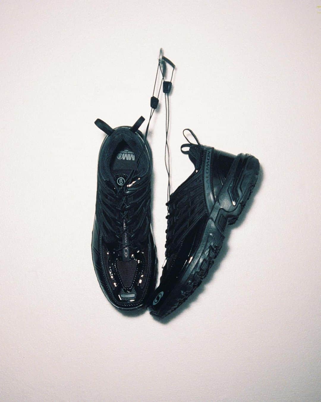 エルエヌシーシーのインスタグラム：「LAUNCHES: MM6 Maison Margiela x Salomon  Shop now at LN-CC」