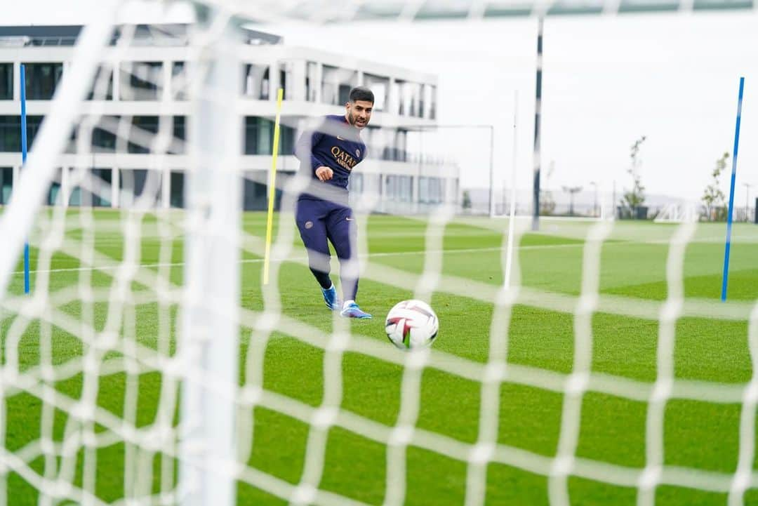 マルコ・アセンシオさんのインスタグラム写真 - (マルコ・アセンシオInstagram)「3,2,1….GO!💥 #AllezParis @psg」10月27日 4時14分 - marcoasensio10