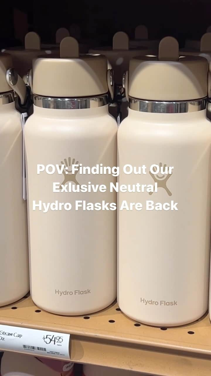 Whole Foods Marketのインスタグラム：「ICYMI: These neutral Hydro Flasks are 🔙 in store now」