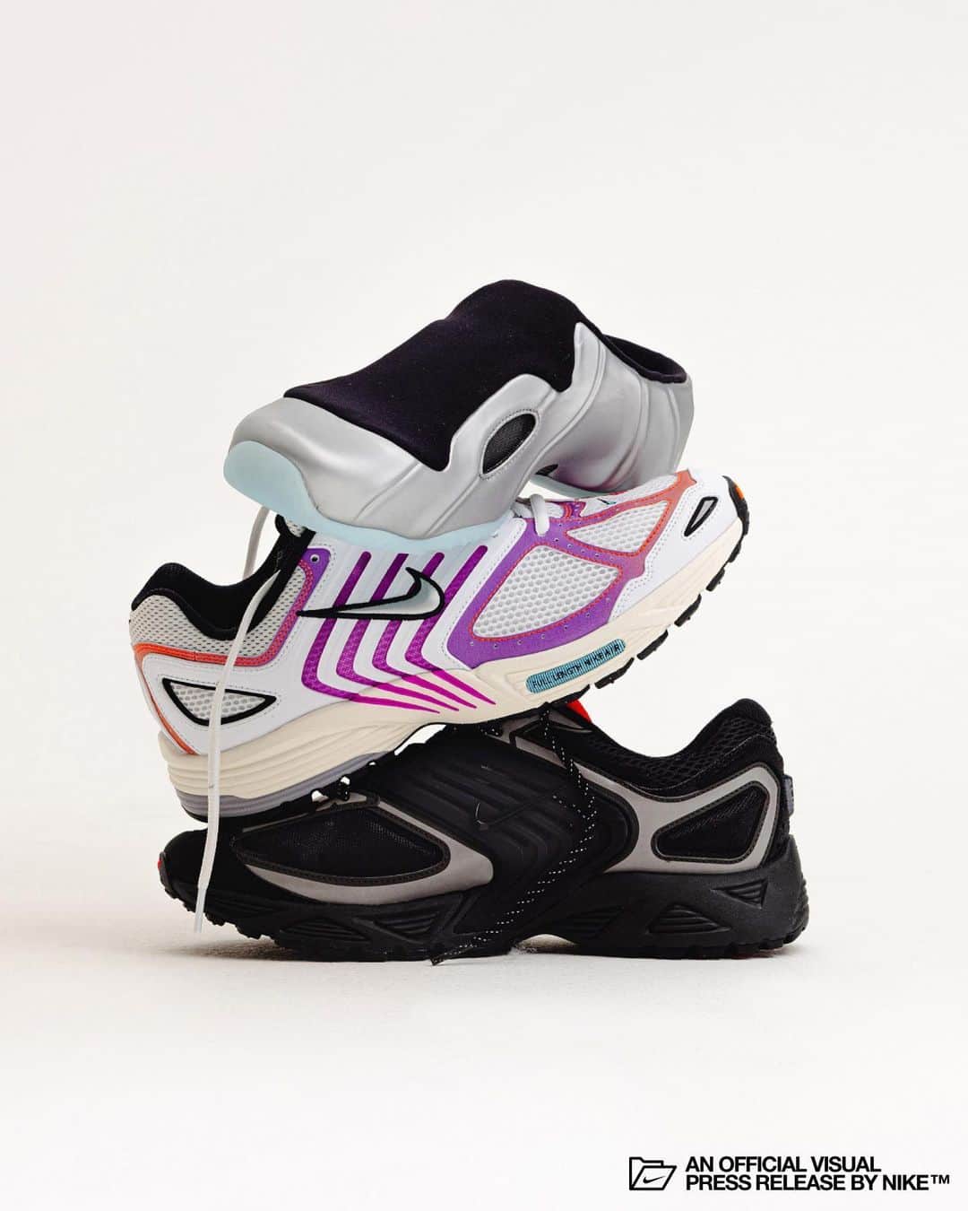 Nike Sportswearさんのインスタグラム写真 - (Nike SportswearInstagram)「ICYM the first ever SNKRS Showcase.👀  Swipe to see some of the the heat and hit the SNKRS app to checkout some of next year’s top releases.  Which pair are you hype for?」10月27日 4時47分 - nikesportswear