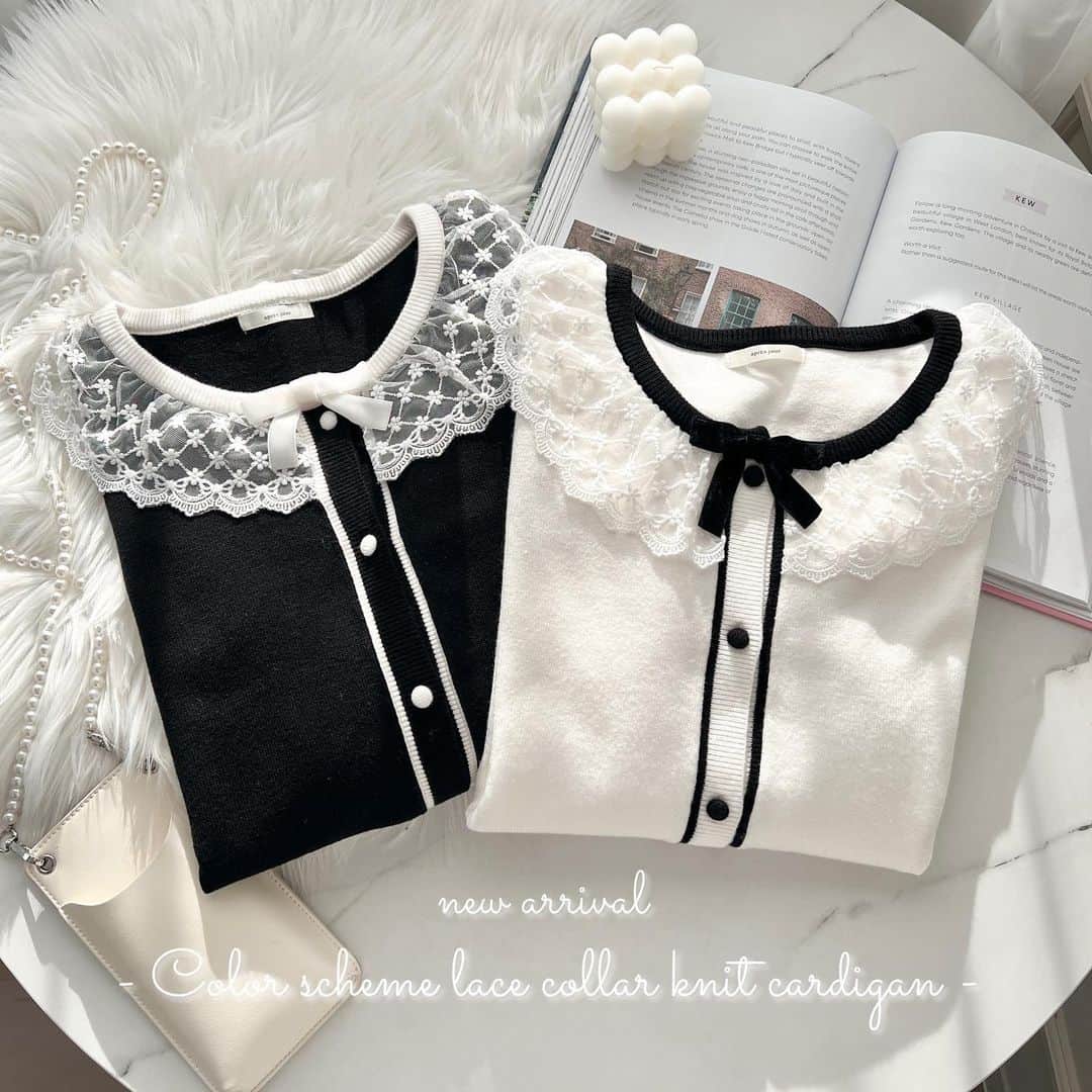 apres jour(アプレジュール) のインスタグラム：「【new arrival🎀】10/26(thu)21:00〜 ⁡ ◆レース襟と配色ラインが可愛いニットカーディガン♡ ⁡ レース襟で可愛らしさを出しつつ、配色ラインは大人可愛いカーディガン。 ぴたっとし過ぎずに程よくゆとりのあるお袖のシルエットなので 女の子らしい雰囲気に♡ 1枚でデザイン性があり、主役級のトップスです！  リボンはベロア素材を使っているのでトレンド感満載です♪  レースインナーなどを重ね着していただき手元や首元からチラ見せすると、 よりお洒落な着こなしに！ お友達とリンクコーデを楽しんでいただくのも◎ ⁡ ⁡ #レース配色襟ニットカーディガン 商品番号🔎984899 サイズ…F/XL ¥3,995(taxin) ⁡ ⁡ こちらの画像はインスタ用に加工しておりますので、カラーの雰囲気が実際の商品と異なる場合がございます。 商品ページにてカラーのご確認をお願い致します。 ⁡ #ZOZOでしか買えない #アプレジュール #アプレ部」