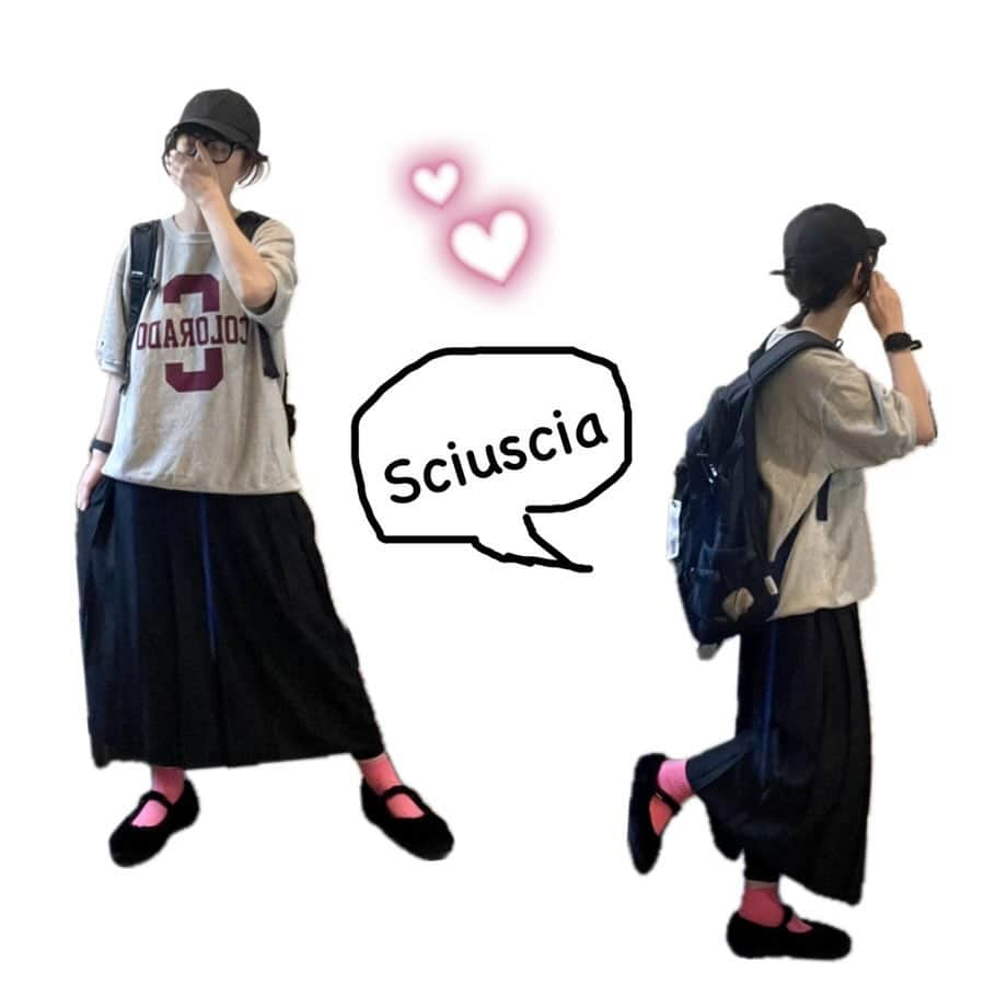 こはるのインスタグラム：「・ ・ Sciusciaキター💗 もこもこメリージェーン💗💗  #instafashion #fashion #me #着画 #Sciuscia #イタリア #ハンドメイド #maryjaneshoes  #REVERSEWEAVE #uniqlo #muji  #ファミマソックス #サーモンピンク #今日のん #今日の服 #fudge部 #cluel #楽天roomに載せてます」