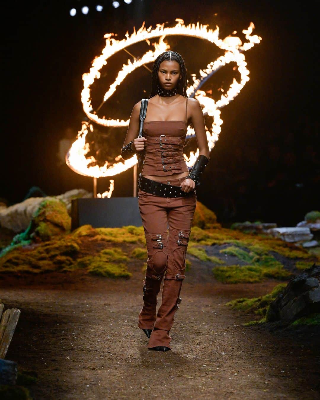 のインスタグラム：「FALL WINTER 2023⁣ ⁣ The buckled series from Blumarine Fall Winter 2023 show is now available. Discover more via the link in bio.⁣ ⁣ #Blumarine #BlumarineFW23」
