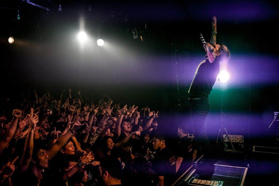 MAH さんのインスタグラム写真 - (MAH Instagram)「SiM “PLAYDEAD” WORLD TOUR SEASON 1 in 🇯🇵 Day 1 at Liquid Room Ebisu, Tokyo.  #SiM #PLAYDEAD  📷 @koheisuzukiphoto」10月26日 20時54分 - mahfromsim