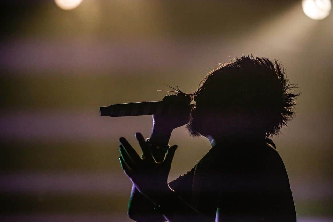 MAH さんのインスタグラム写真 - (MAH Instagram)「SiM “PLAYDEAD” WORLD TOUR SEASON 1 in 🇯🇵 Day 1 at Liquid Room Ebisu, Tokyo.  #SiM #PLAYDEAD  📷 @koheisuzukiphoto」10月26日 20時54分 - mahfromsim