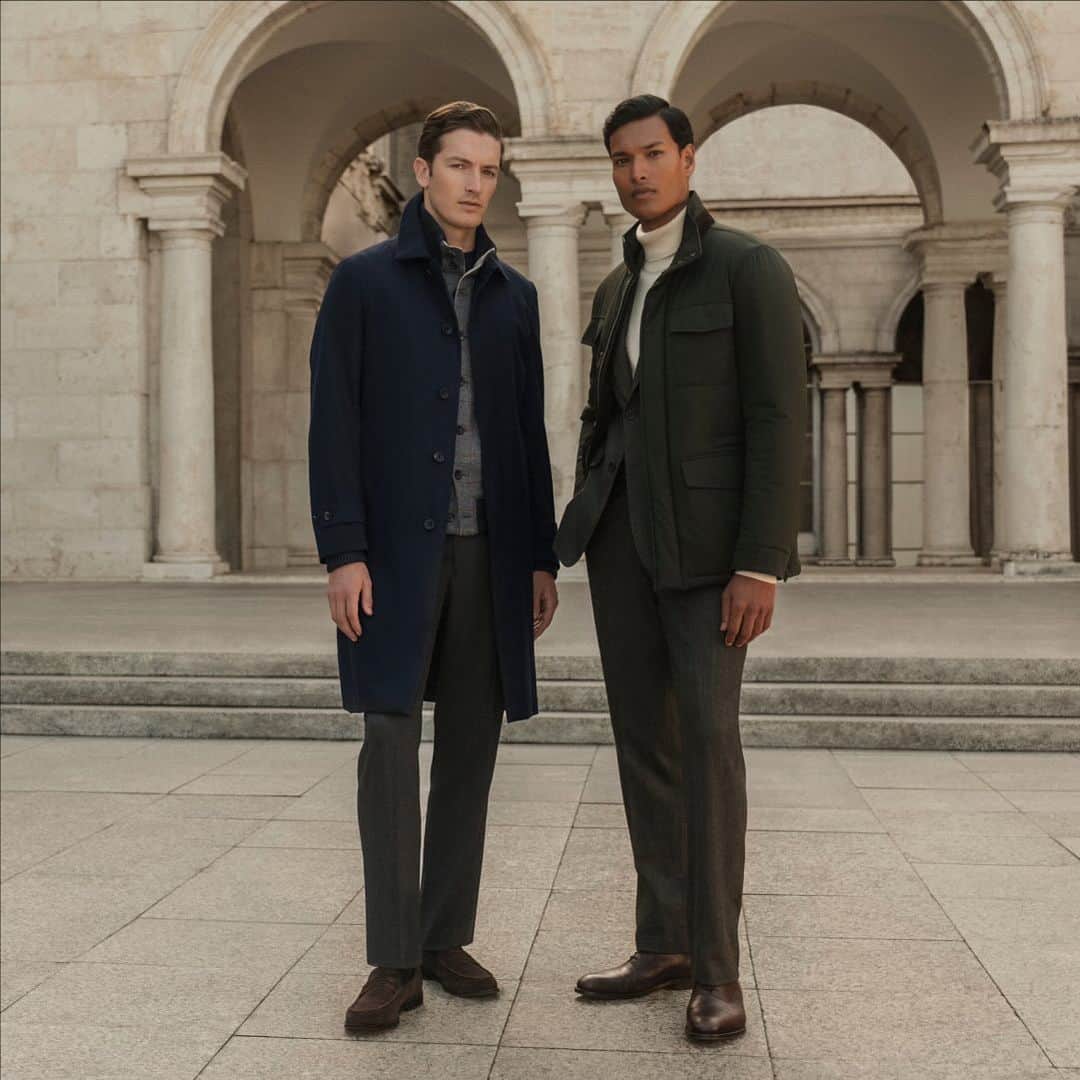 ハケットのインスタグラム：「Chocolate browns, forest greens and deep blues are joined by lighter tones and are shown on luxury cashmere and premium yarns across the latest Savile Row collection.  #HackettLondon #HowToHackett」
