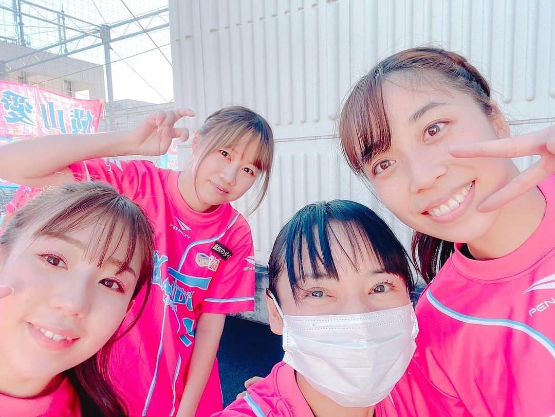 安田美香さんのインスタグラム写真 - (安田美香Instagram)「11/3(祝)⚽️ #ホリプロ フットサルチーム「#XANADU」試合やりますー‼️  観客の方とPK対決イベントもあります😆 サポーターさんとの交流楽しみです♪ ぜひご参加お待ちしてます！  Supported by MIKEE 【#芸能人女子フットサル2023チャレンジカップ 】 ~XANADU×FC SPEED~   会場:フットサルクラブ東京有明コート(BUDDYスポーツアリーナ) 東京都江東区有明1丁目5-22  開場:18:45 開会式:19:00  ・ticket 前売り￥2,500/当日￥3,000  ↓チケットご予約はこちらから calcetto.jp/contact (応援しているチーム名/選手名をご記載下さい)  ゲスト #カルチェットレディース @calcettoladies   ・大会形式 XANADU×FC SPEEDによるエキシビションマッチ!! @fc_speed_official   試合前半戦/PK対決/試合後半戦の総得点で勝敗が決まります⚽️  応援よろしくお願いします🤜🏻🤛🏻  #フットサル #futsal #サッカー #女子サッカー #エアースタジオmikke事業部 #一般社団法人カルチェットスポーツクラブ #サッカーフットサル専門店カルチョ #カルチェット」10月26日 21時03分 - mika.yasuda.horipro