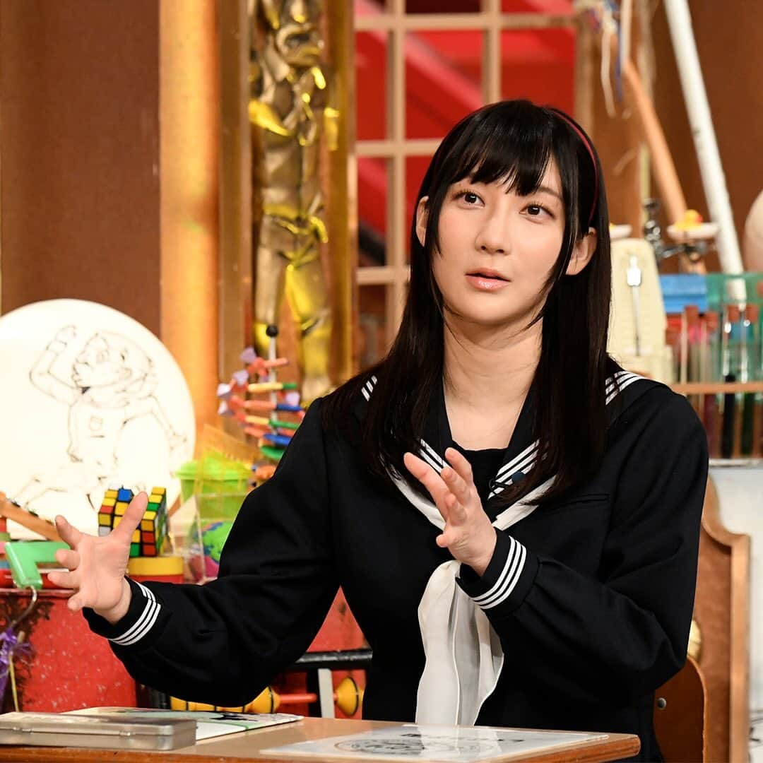 テレビ朝日「しくじり先生 俺みたいになるな!!」さんのインスタグラム写真 - (テレビ朝日「しくじり先生 俺みたいになるな!!」Instagram)「明日のしくじり先生は 『我が家について考える』がついに完結✨  解散危機に陥っていた 我が家にさらなる問題が噴出🤯  生徒👩‍🎓 伊集院光 おじゃす ファーストサマーウイカ  完結編は 10/27(金)深夜0時45分テレ朝にて放送🎥  "我が家"の今後を考えるパート2は ストーリーからチェック👀  ——————————☆ #テレビ朝日 #テレ朝 #アベマ #ABEMA #しくじり先生 #しくじり #テレビ #バラエティ #若林正恭 #若様 #吉村崇 #澤部佑  #ロッチ #我が家 #伊集院光 #おじゃす #ファーストサマーウイカ」10月26日 21時06分 - shikujiri_official