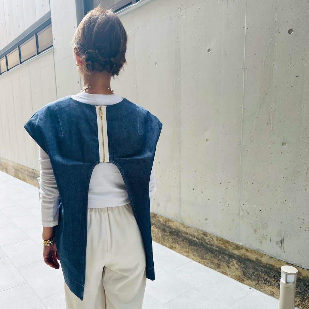 外村久美子さんのインスタグラム写真 - (外村久美子Instagram)「・ @armoniemorimoto ✂︎  shiroconのSpringを着て行ったよ🌼 そしていつものツインテール🍒  #shirocon  #yori_japan」10月26日 21時07分 - kummy153