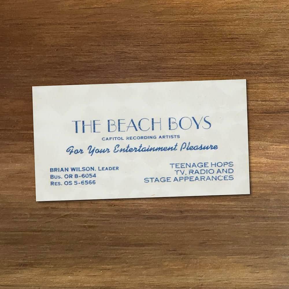 ブライアン・ウィルソンのインスタグラム：「Brian's first and only business card.  #networking」