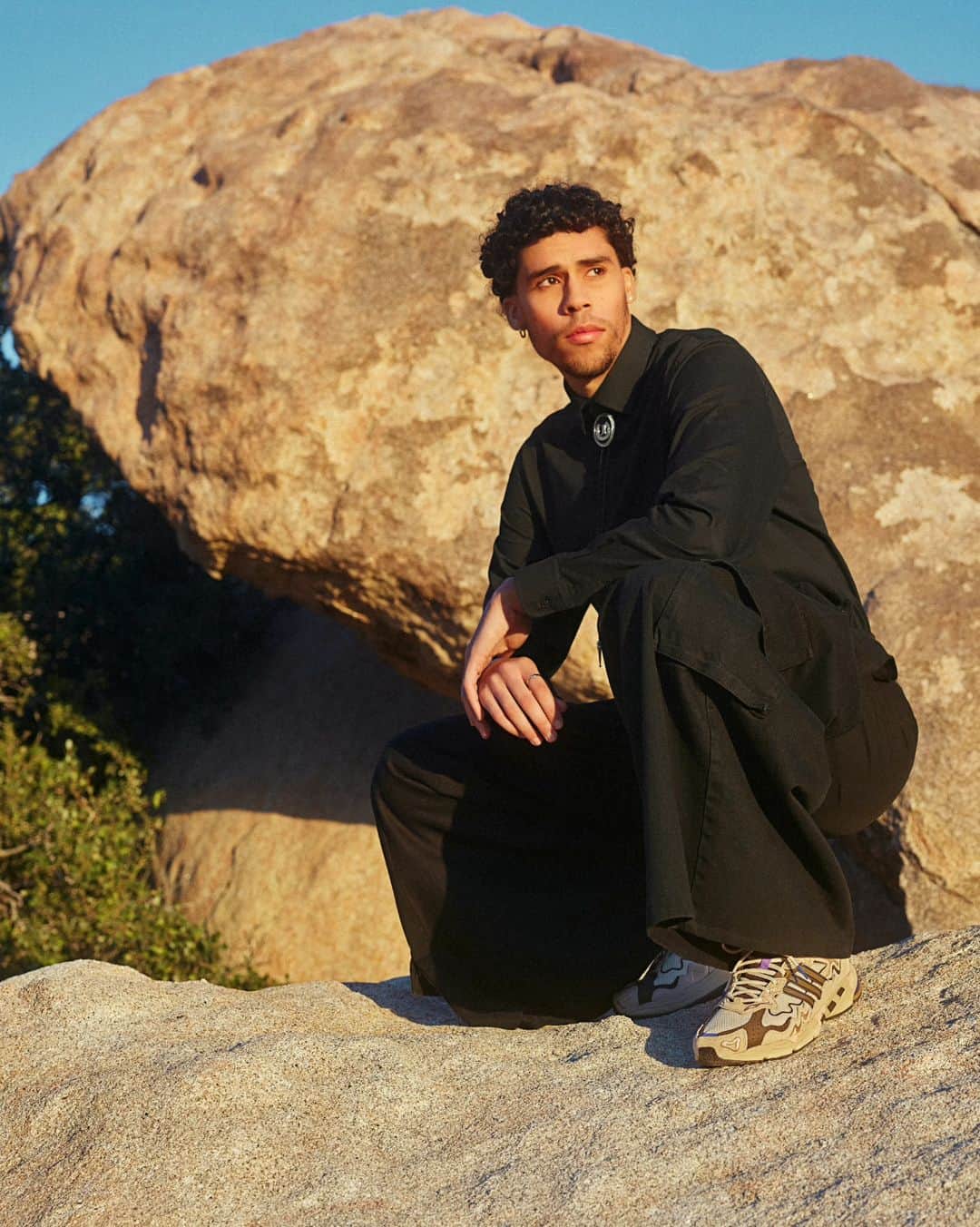 adidas Originalsのインスタグラム：「Inspired by a Western universe interpreted by Benito's style, Bad Bunny Response CL, uses the desert as a territory that offers endless possibilities.  Signups open now. Available October 28th on Confirmed app, adidas stores, and select retail partner stores globally.」