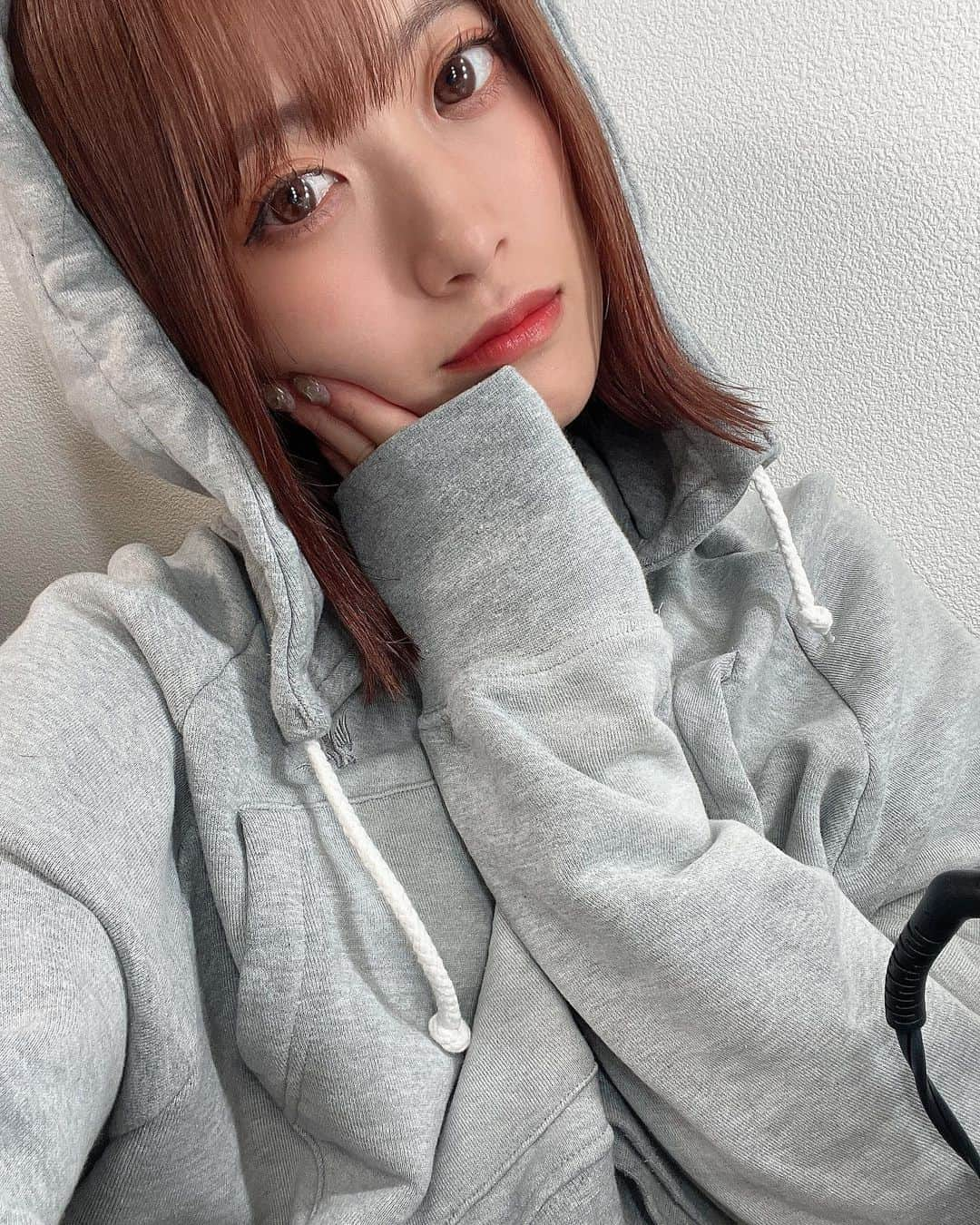 北出彩のインスタグラム：「たまに自撮り🫠めがいたいです . . #sapporo #札幌女子 #rhodolirion #🦭」