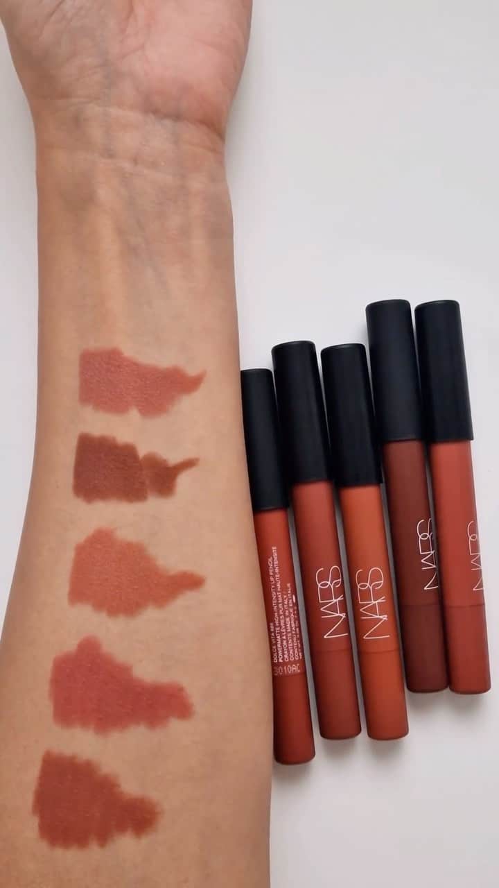 NARSのインスタグラム：「Potent pinks. Brazen browns. Find your perfect fall pigment with Powermatte High-Intensity Lipstick.  Shades featured: Walkyrie Dolce Vita Take Me Home Bohemian Rhapsody American Woman」