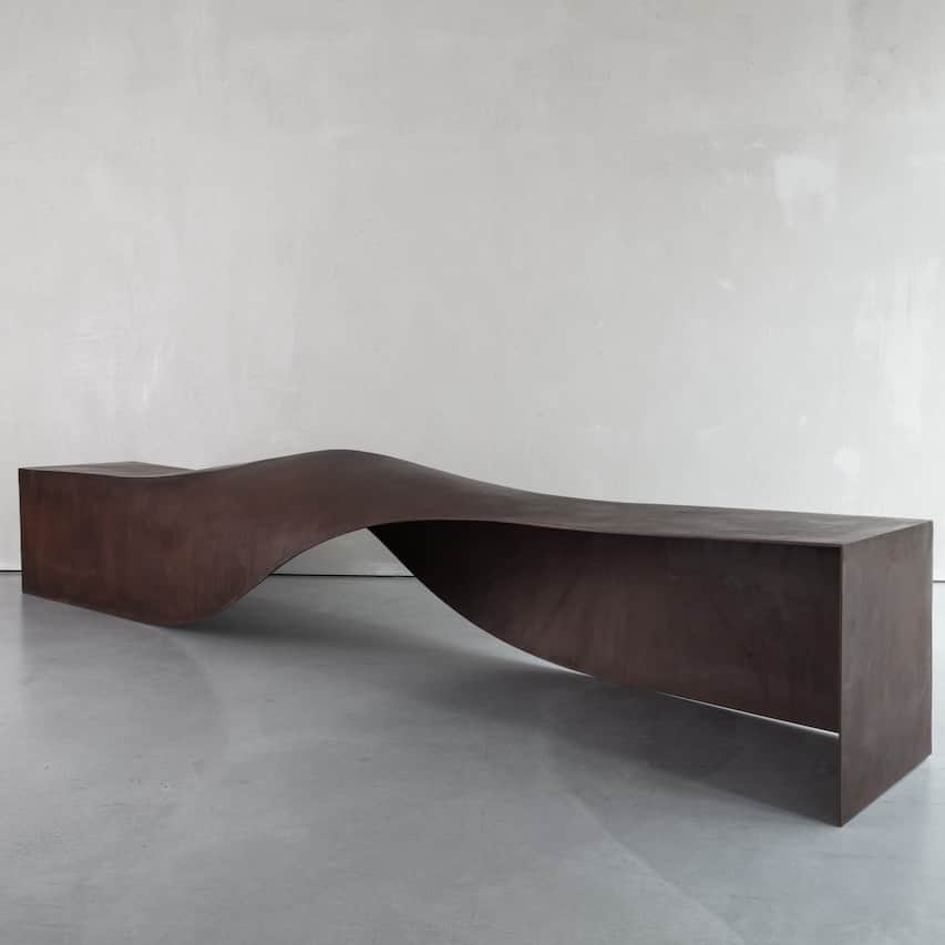 Design Milkのインスタグラム：「The profound intricacies of design + nature can be explored with the Soul Sculpture Bench. 💭  Designed by @veronicamar_art for @atelierscourbet, its form mirrors the vastness of galaxies + the delicate connections in the natural world. 🌌 Whether in public spaces or private settings, it's an invitation to pause, reflect, ++ be inspired by the universe. ✨ \\\ Check it out at the link in bio. 🔗  📸 Photography by @joeinstakramm.」