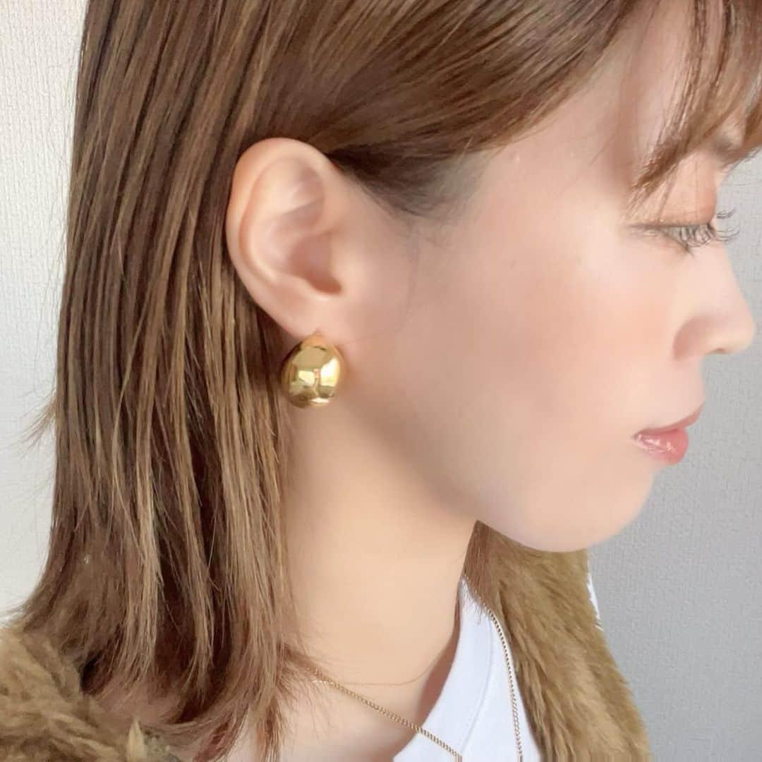 miho.a.nicoさんのインスタグラム写真 - (miho.a.nicoInstagram)「new accessory✨ ・ @enoa__official ✔︎バルーンピアス  ころっとしたシルエットが可愛い♡ サージカルステンレス素材でお風呂、温泉、プールで付けっぱなしOK🙆‍♀️ 汗、水に強いので普段使いにもピッタリ✨  pierce#enoa#エノア @enoa__official  ・ ・ #PR #アクセサリー#accessory#ピアス#pierce#サージカルステンレス#サージカルステンレスピアス#サージカルステンレスアクセサリー」10月26日 22時17分 - miho.a.nico