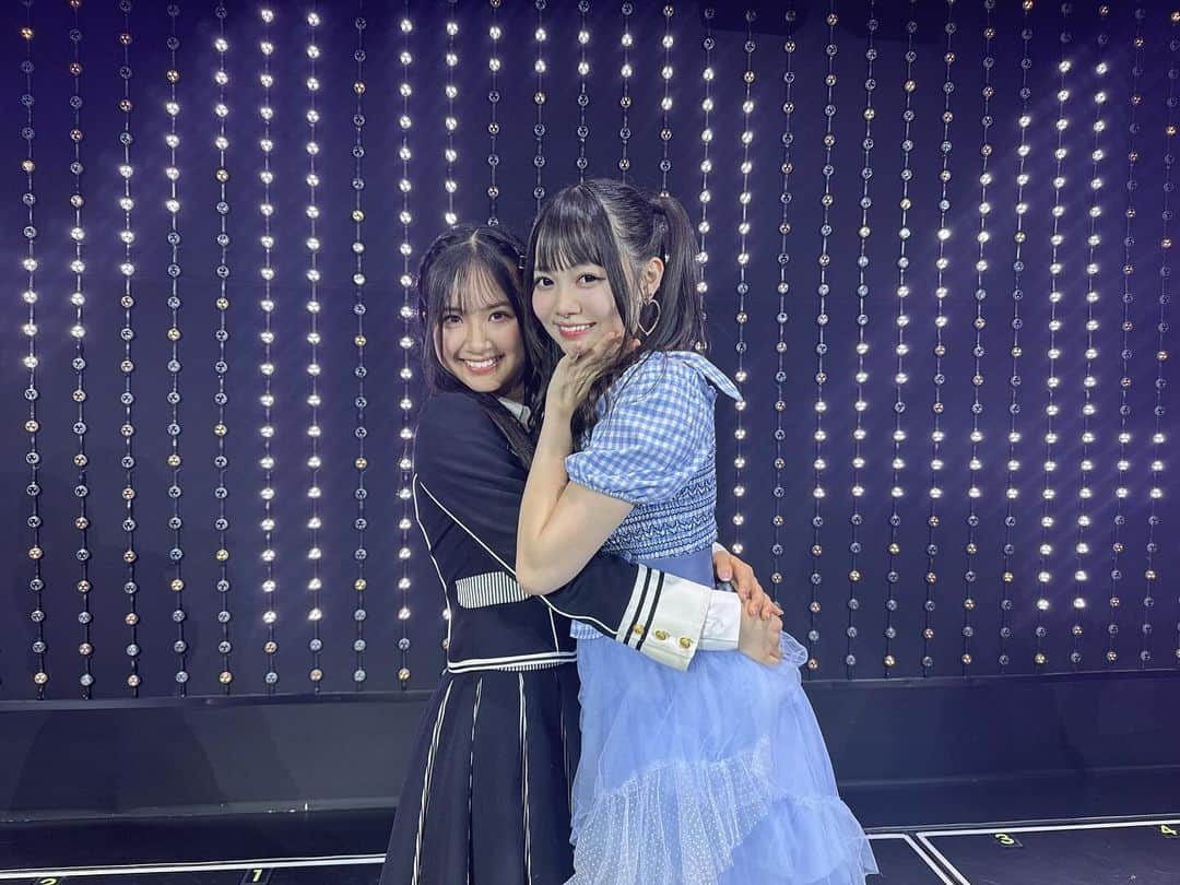 芳野心咲さんのインスタグラム写真 - (芳野心咲Instagram)「𝑯𝒂𝒑𝒑𝒚 𝑮𝒓𝒂𝒅𝒖𝒂𝒕𝒊𝒐𝒏 𝑭𝒖𝒘𝒂  3年間本当にありがとう！卒業おめでとう🌸🎸大好き！3150  Thanks for the awesome 3years! Happy graduation🌸🎸 Love you forever！   #黒田楓和 #idol #アイドル #あいどる #NMB48 #nmb #07line #08line #ootd #oufit #Japan #15歳 #芳野心咲 #卒業 #卒業公演 #大好き #おめでとう #graduation #love」10月26日 22時20分 - misakiyoshino.0113