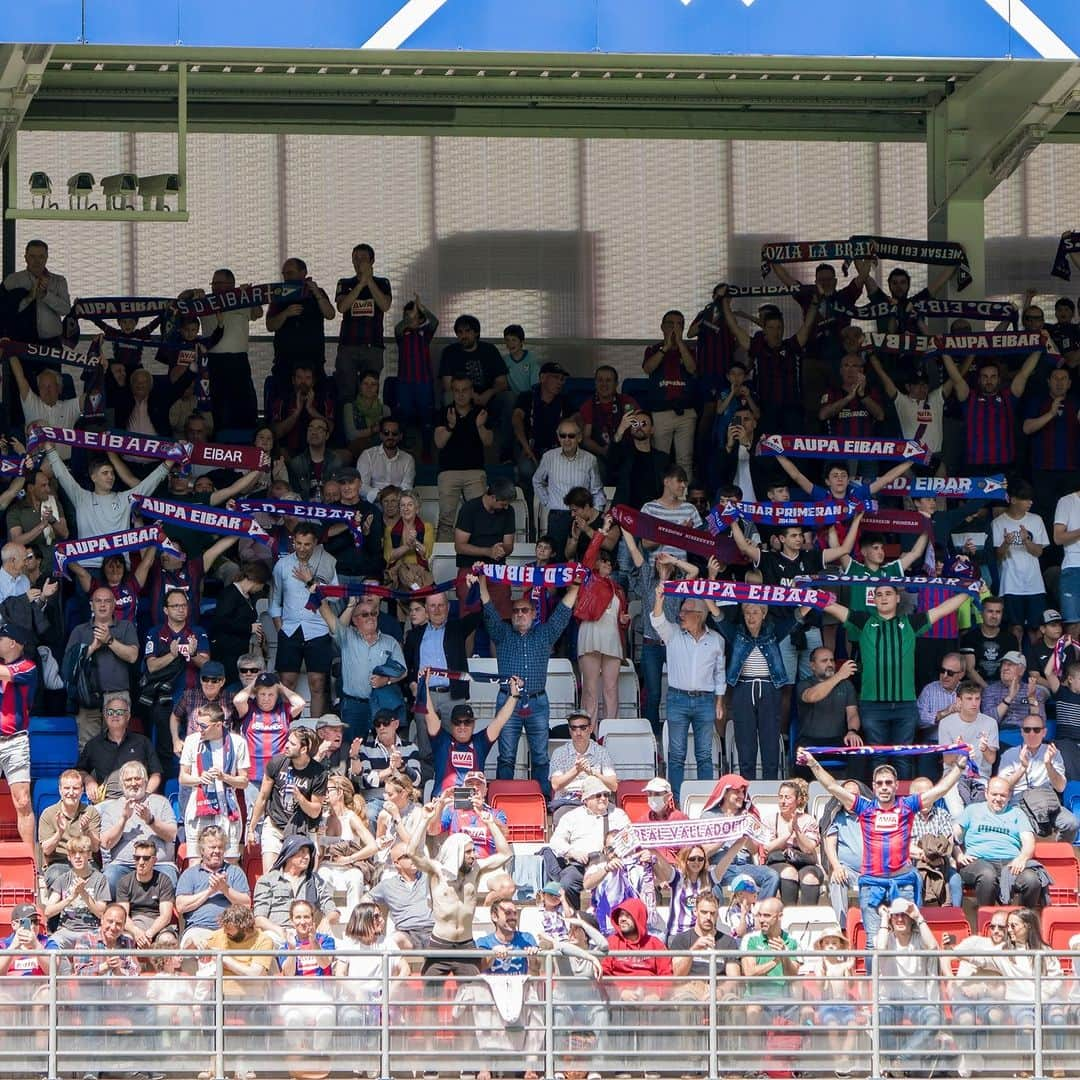 SDエイバルさんのインスタグラム写真 - (SDエイバルInstagram)「📸 Fotos del último enfrentamiento ante el @realvalladolid en Ipurua (0-2).   #EibarRealValladolid | #BetiArmaginak⚔️」10月26日 22時30分 - sdeibar