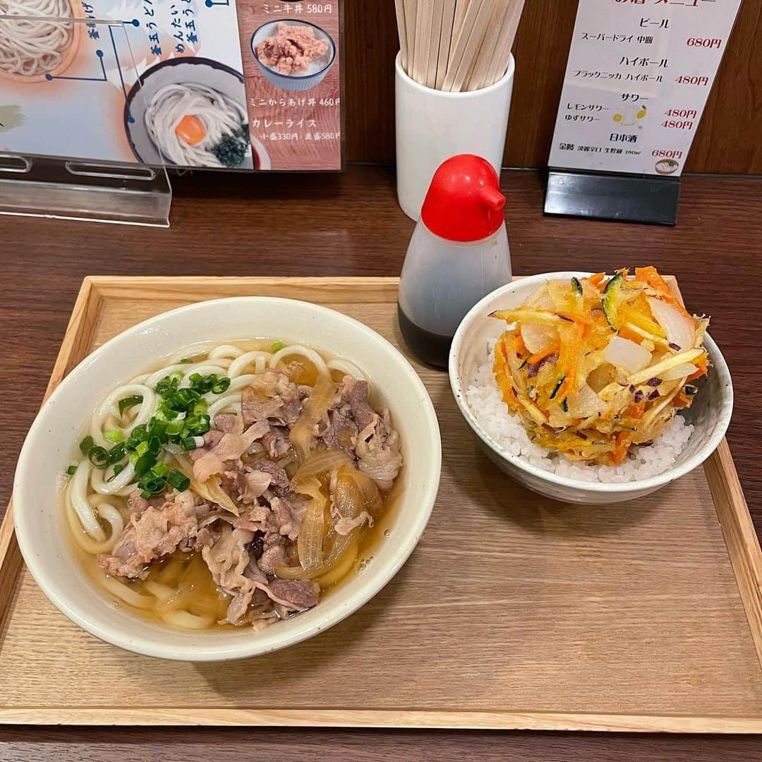 Q太郎のインスタグラム：「#さいたま市#浦和区#elan#エラン#仕事前に#食事#うどん#讃岐うどん#三代目たれ半#牛肉うどん#ミニかき揚げ丼」