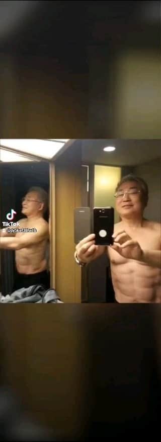 高須克弥のインスタグラム：「ミケランジェロ」