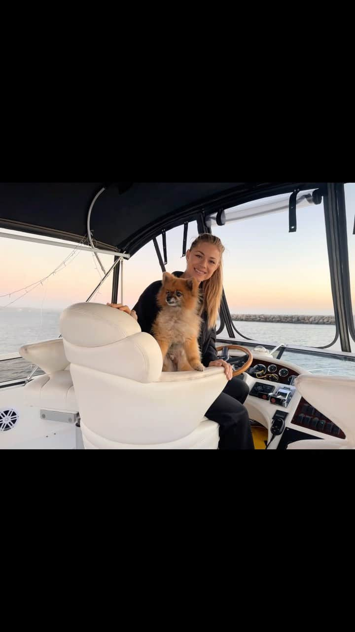 Nikki Leighのインスタグラム：「I am SO Grateful for you @kodi_thestud 💗🐶  Happy 14th birthday my love 😍 🎉🎂   #borthday #dogsbirthday #birthdaypup #pomeranianbirthday #doglover #pic #roaddog #boatsanddogs #sunset」